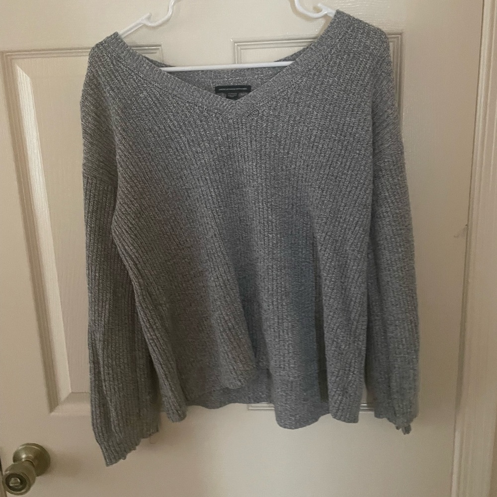American Eagle sweater